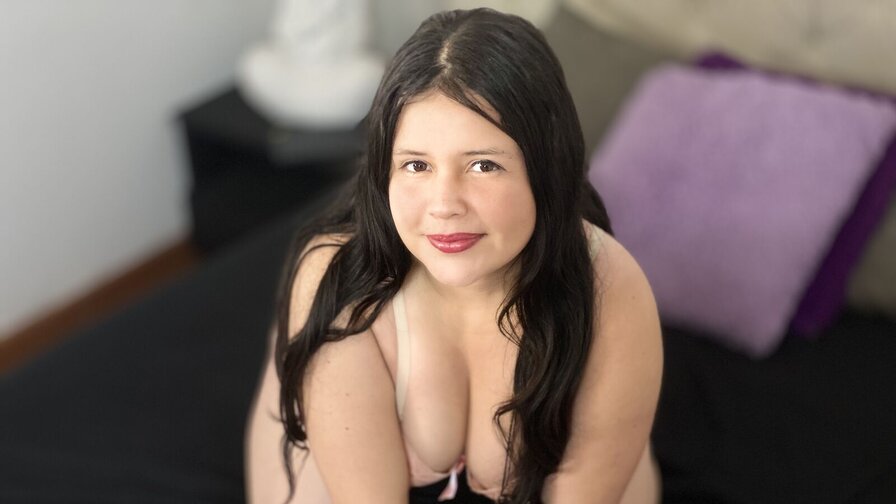 Free Live Sex Chat With LiliCala