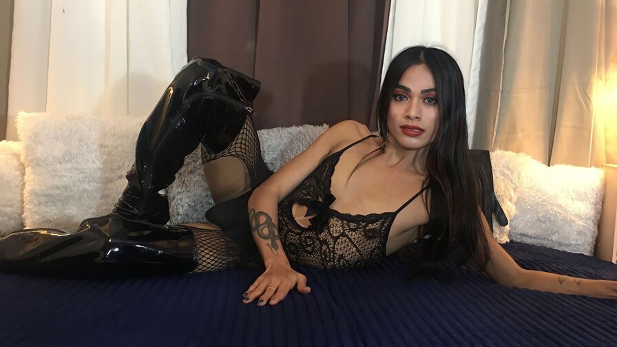 Free Live Sex Chat With SolennSwan