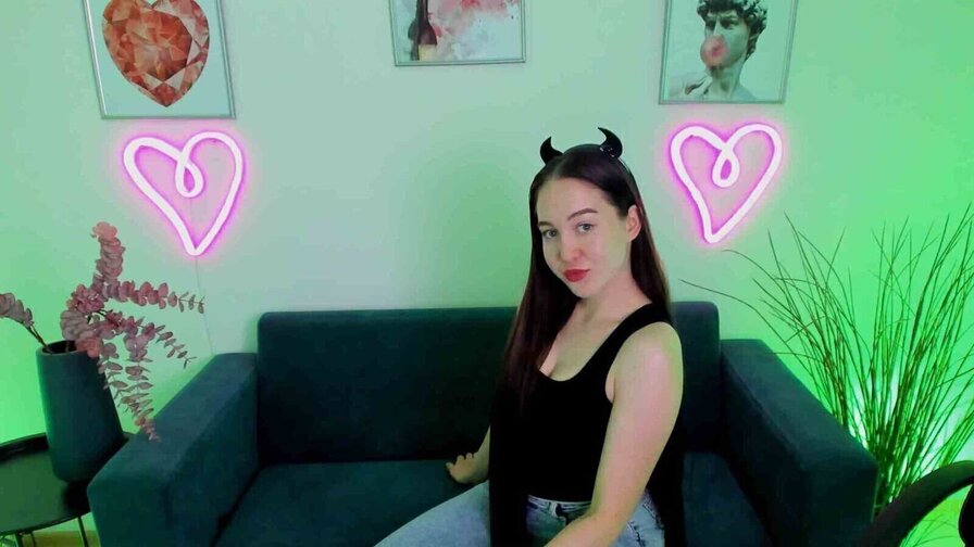 Free Live Sex Chat With AbigailWill