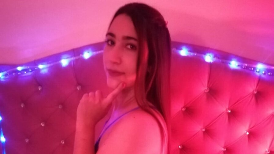 Free Live Sex Chat With AliceRose
