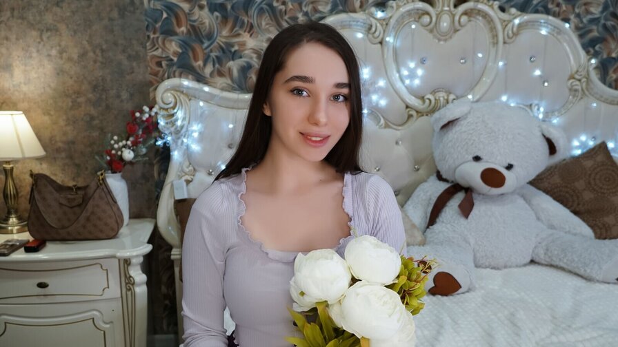 Free Live Sex Chat With AlishaVei