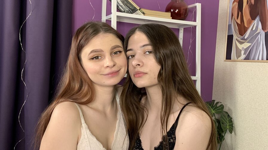Free Live Sex Chat With AmyAndLauren