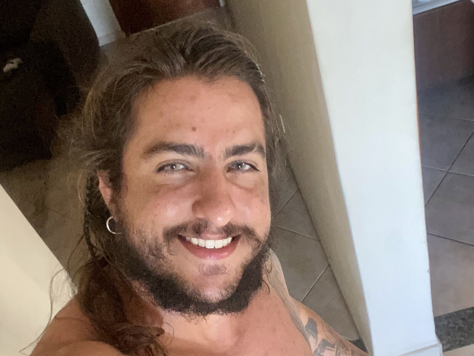 Free Live Sex Chat With AndreBittencourt