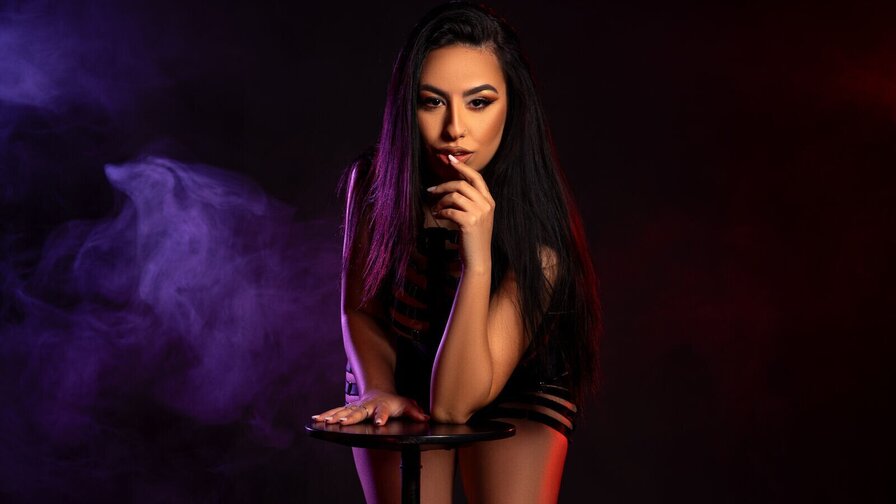 Free Live Sex Chat With AriadnaJoy