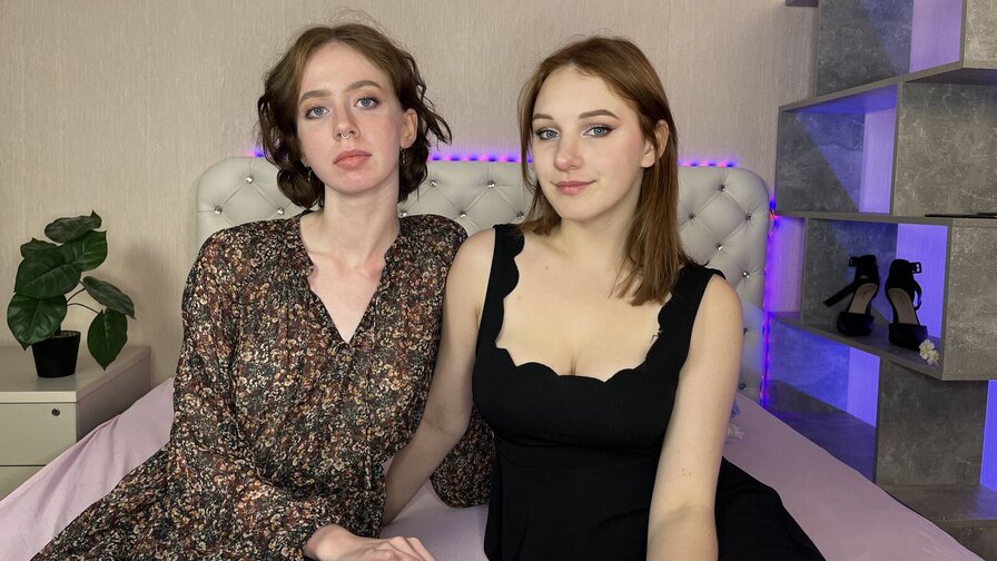 Free Live Sex Chat With AshlynAndAnn