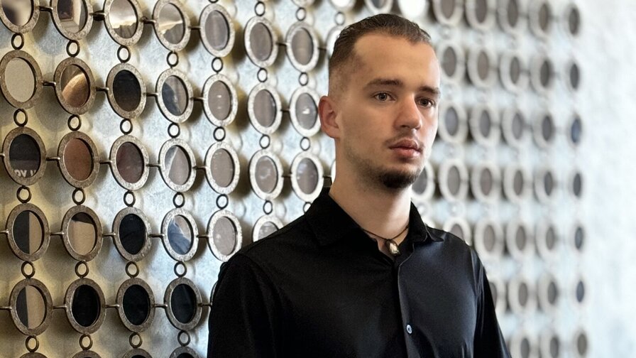 Free Live Sex Chat With AustinArlo