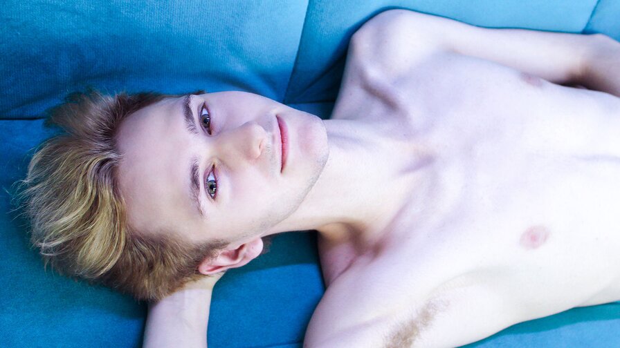 Free Live Sex Chat With AydenBeckett