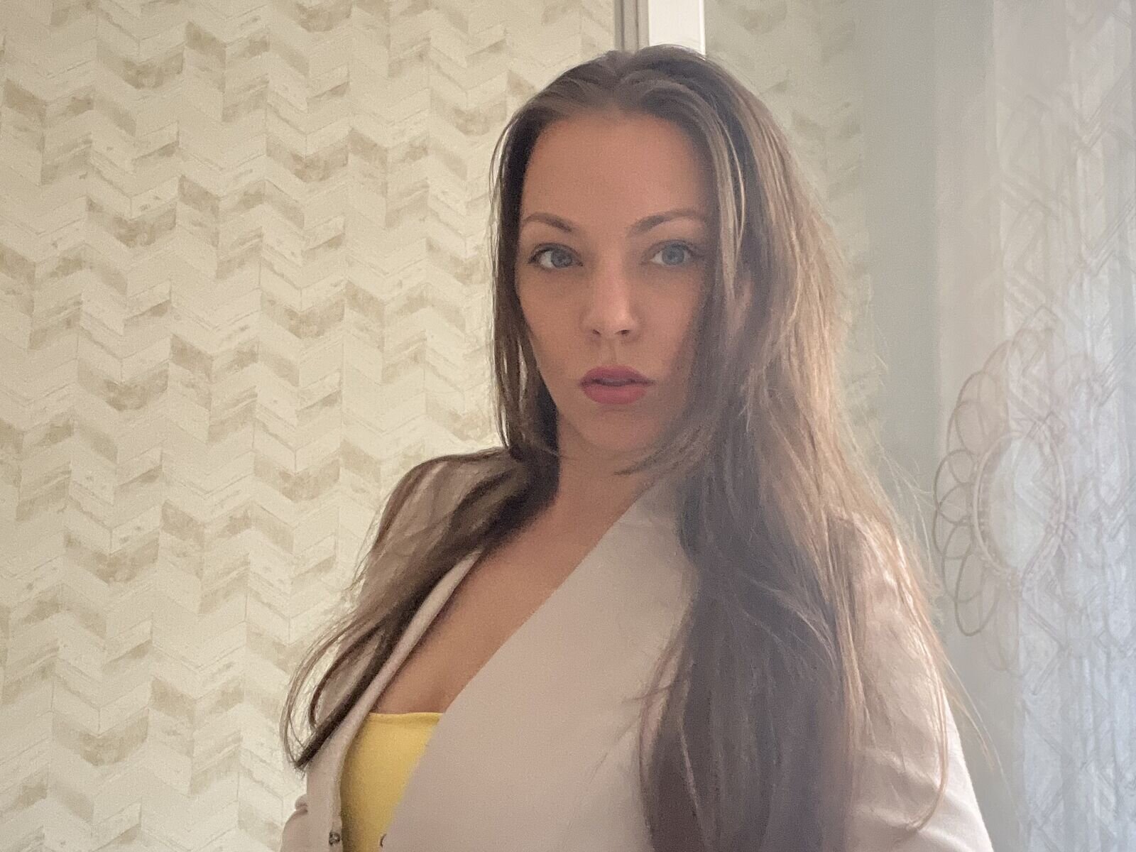 Free Live Sex Chat With ClaraAleksza