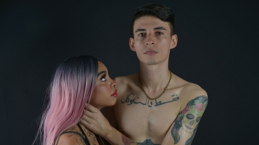 Free Live Sex Chat With CoreyAndAbby