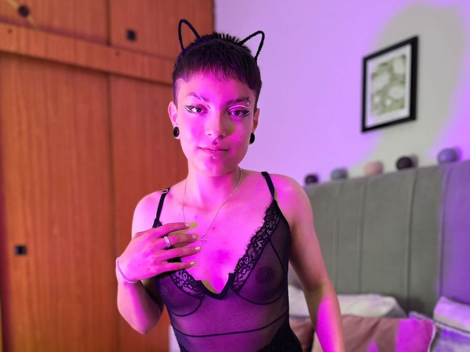 Free Live Sex Chat With DaniVilleta