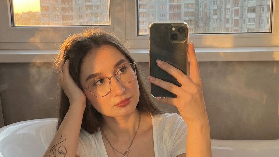 Free Live Sex Chat With DenaGaters