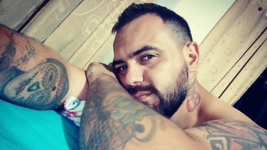 Free Live Sex Chat With DilanRenteria