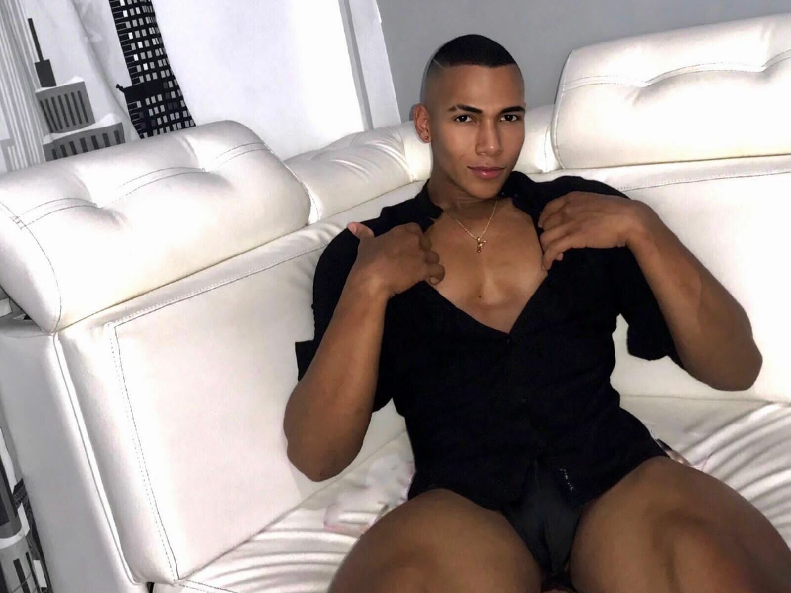 Free Live Sex Chat With DominikConnor
