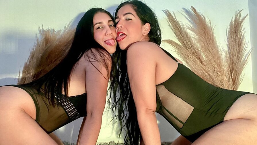 Free Live Sex Chat With EsteisyAndDulce