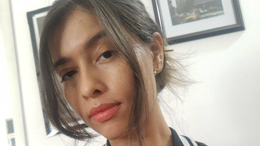 Free Live Sex Chat With GabyelleSantana