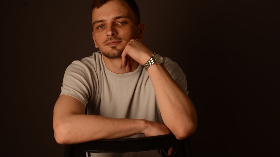 Free Live Sex Chat With GreenSteve