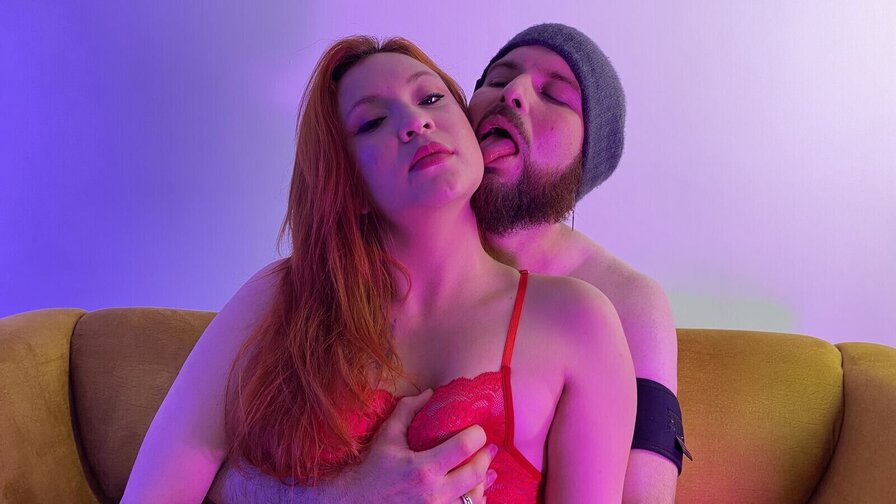 Free Live Sex Chat With JadeAndDylan