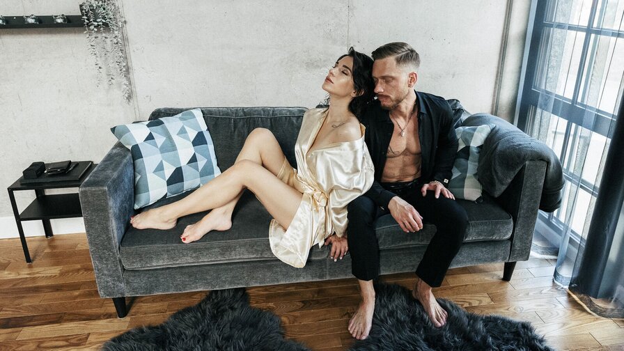 Free Live Sex Chat With JessSteve