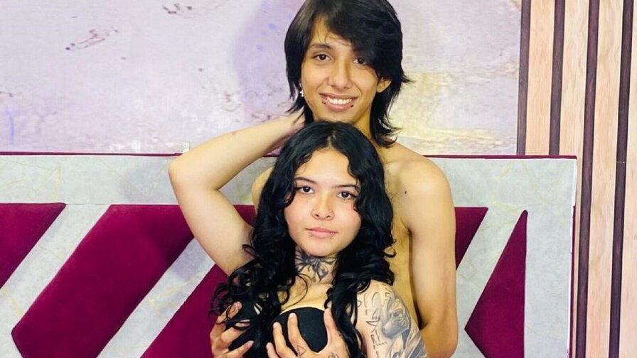 Free Live Sex Chat With JhonAndDaira