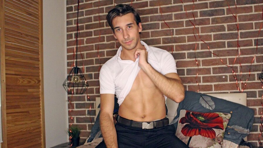 Free Live Sex Chat With JonathanGraf