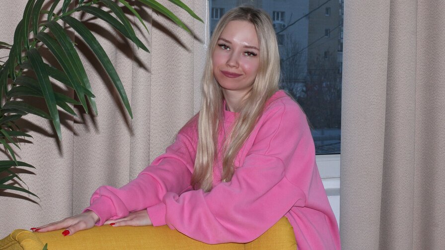 Free Live Sex Chat With JuliaShorter