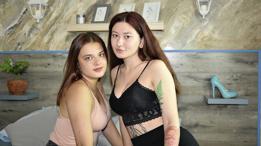 Free Live Sex Chat With KasyandKira