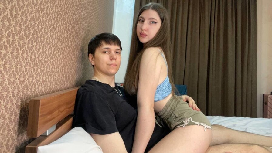Free Live Sex Chat With KellySteve