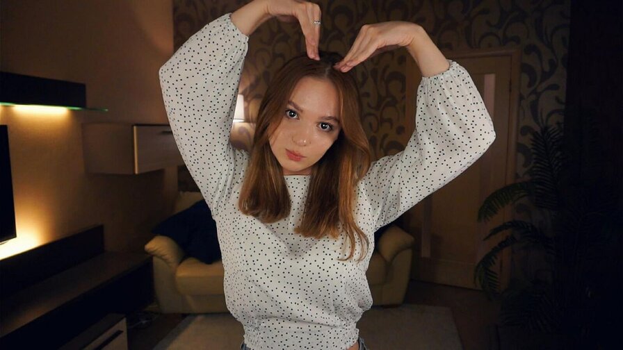 Free Live Sex Chat With KelsiLuciani