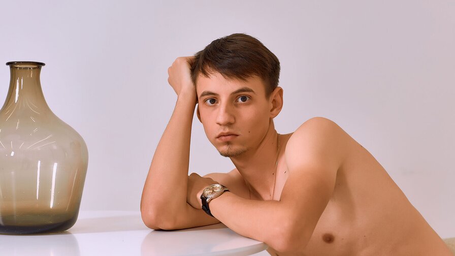 Free Live Sex Chat With KlintonWoods