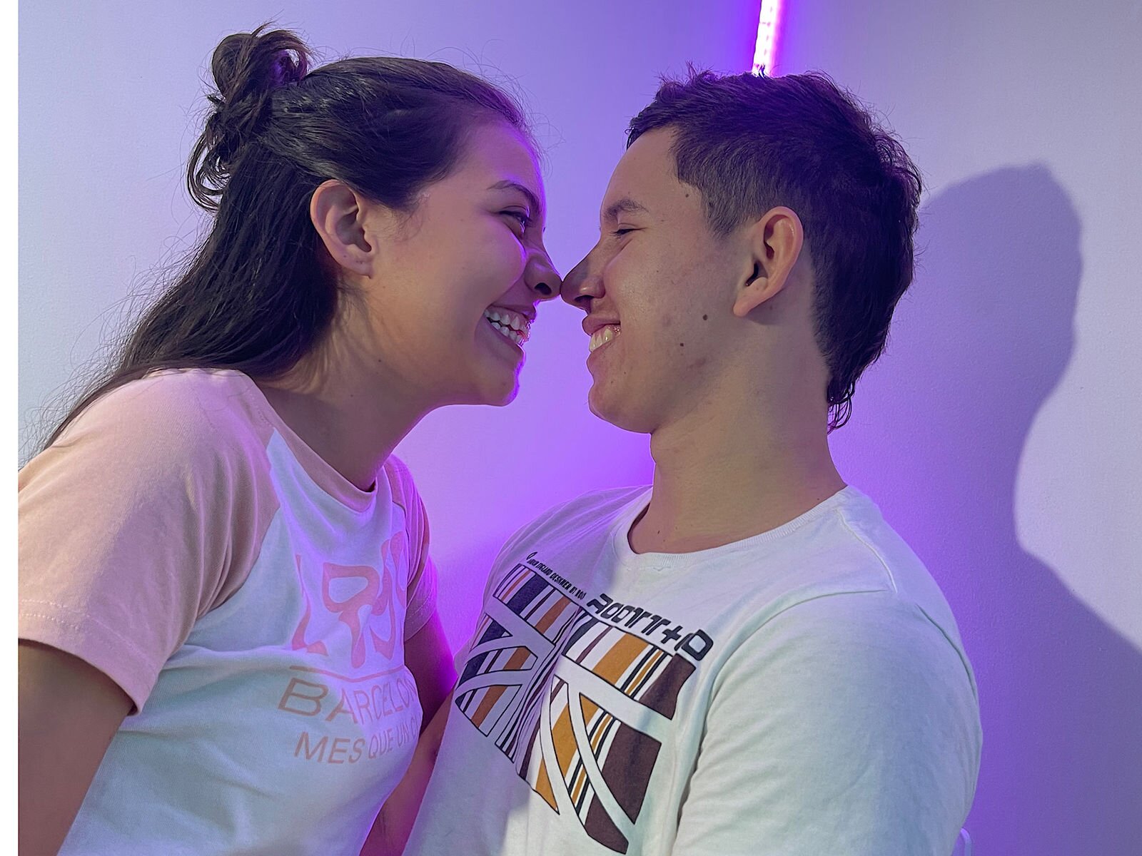 Free Live Sex Chat With LucasEva