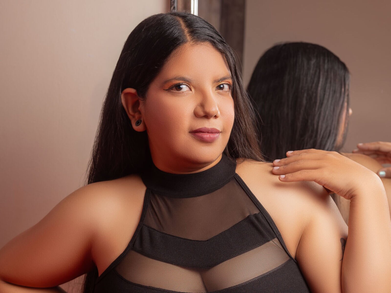 Free Live Sex Chat With MarianaDolcee