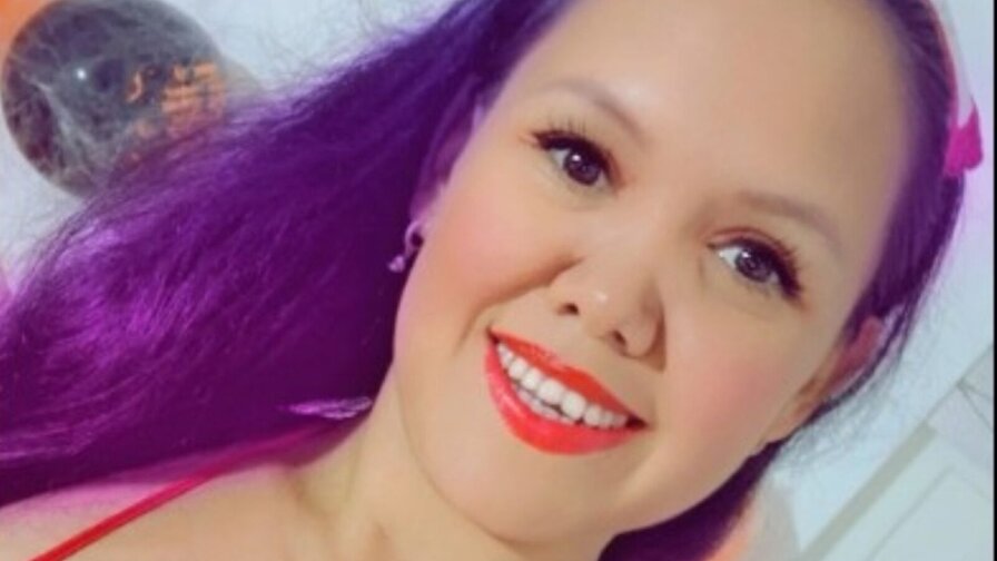 Free Live Sex Chat With MarilynMojada