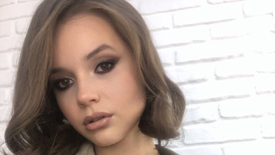 Free Live Sex Chat With MerylColeman