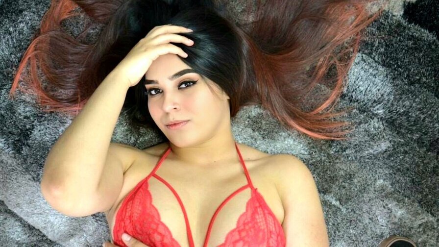 Free Live Sex Chat With MiaSalaz
