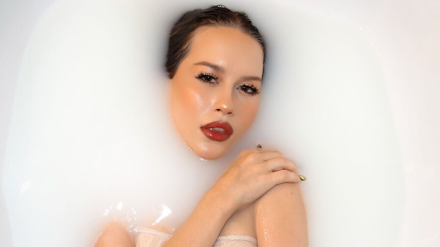 Free Live Sex Chat With MiraArim