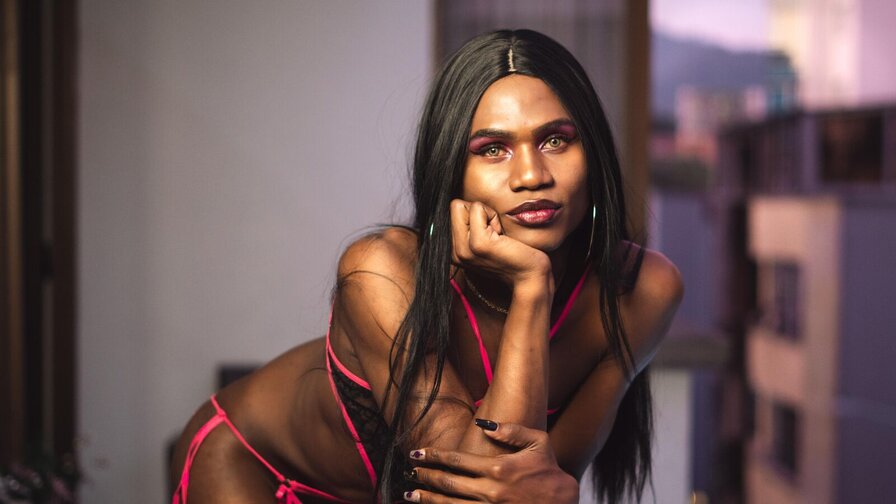 Free Live Sex Chat With NaomiAbundanse