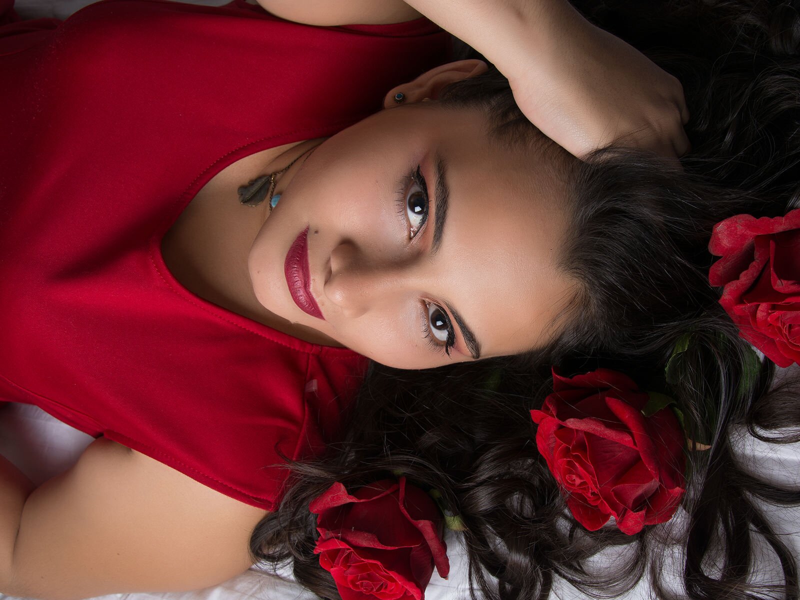 Free Live Sex Chat With NicoleBalti