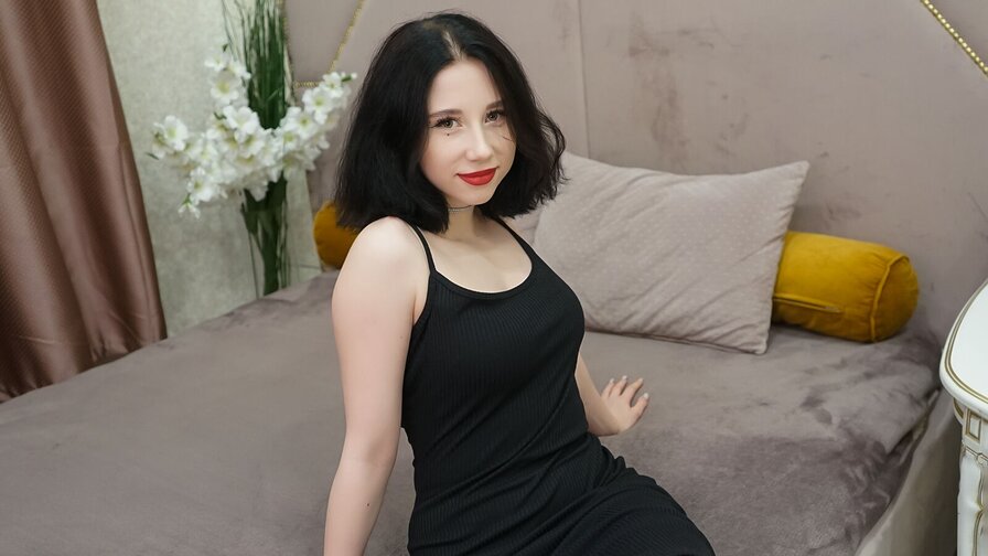 Free Live Sex Chat With RosieBonheur