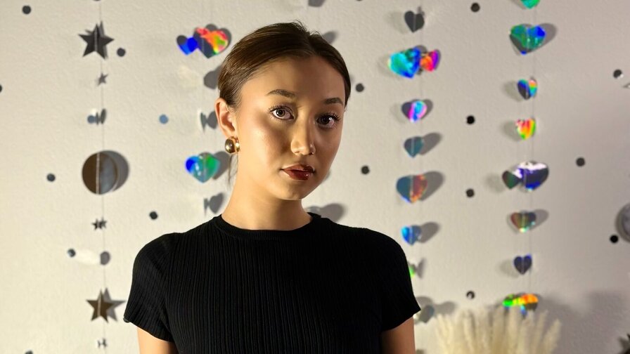 Free Live Sex Chat With SachaBargo