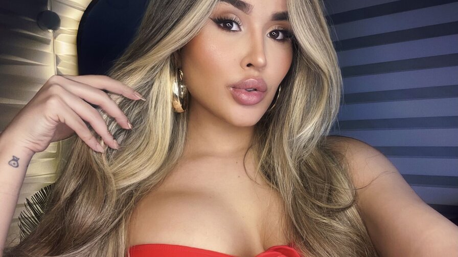 Free Live Sex Chat With SerenaDiamantato