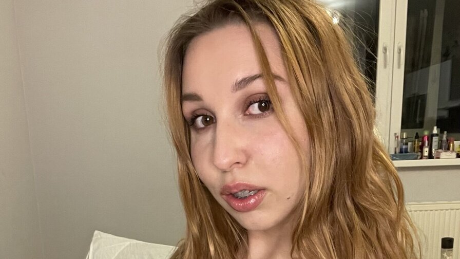 Free Live Sex Chat With ShezhanaMoroz