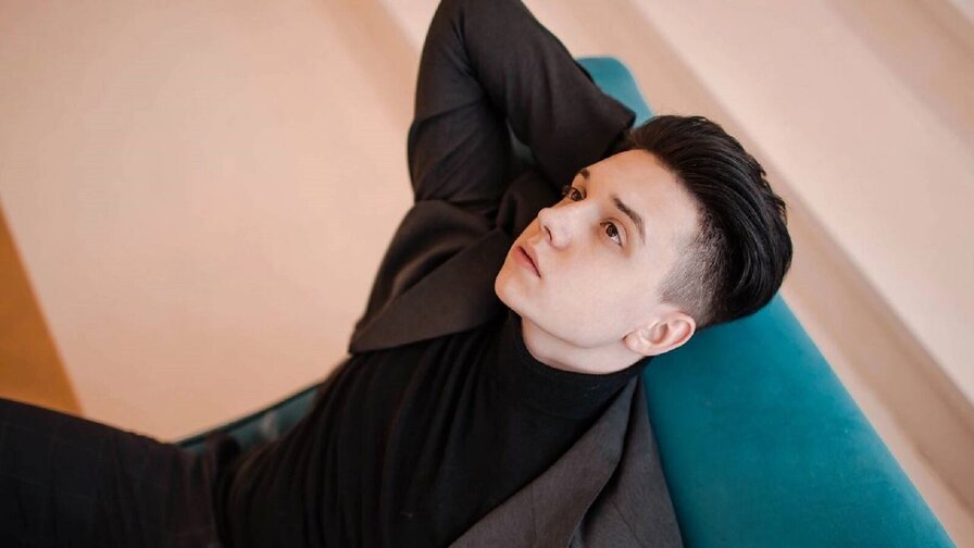 Free Live Sex Chat With SimonIvy