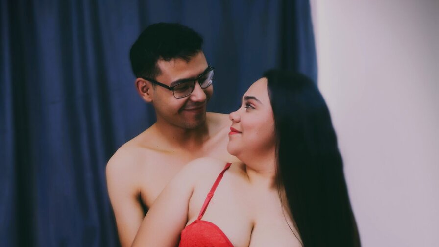 Free Live Sex Chat With SofiaAndRicky