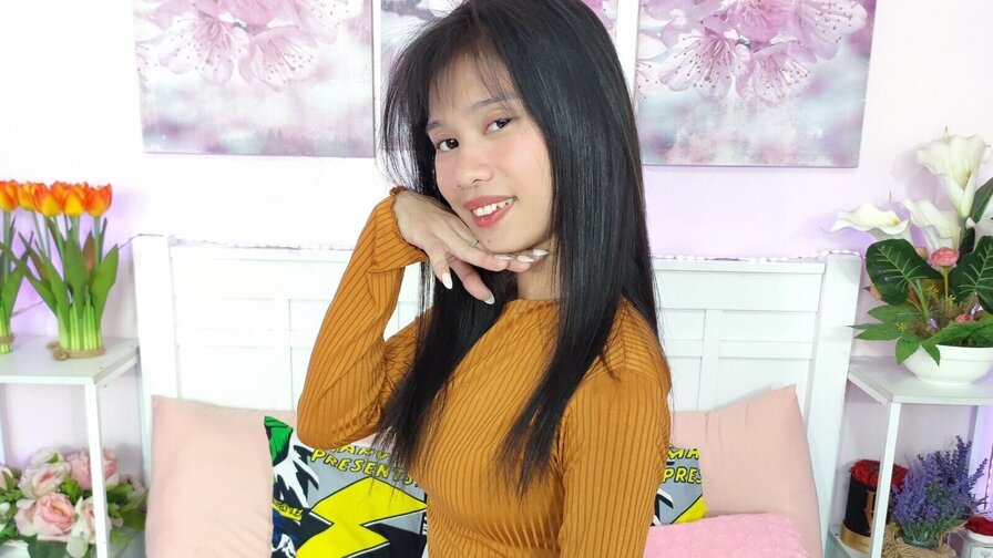 Free Live Sex Chat With StellaQuinn