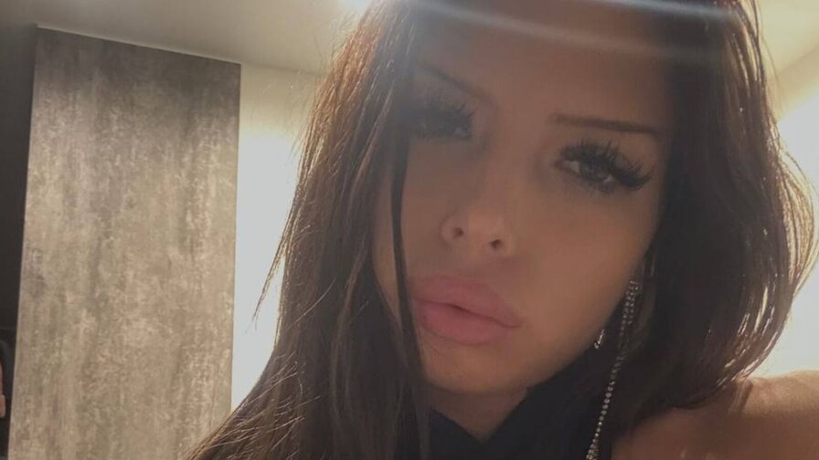 Free Live Sex Chat With SueSpeilman