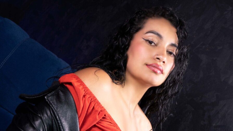 Free Live Sex Chat With TahliaBrown