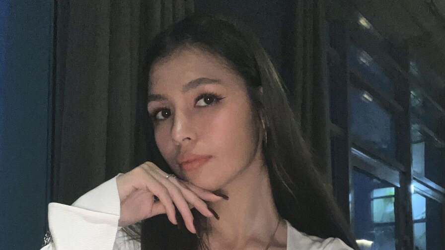 Free Live Sex Chat With TreasaWurz