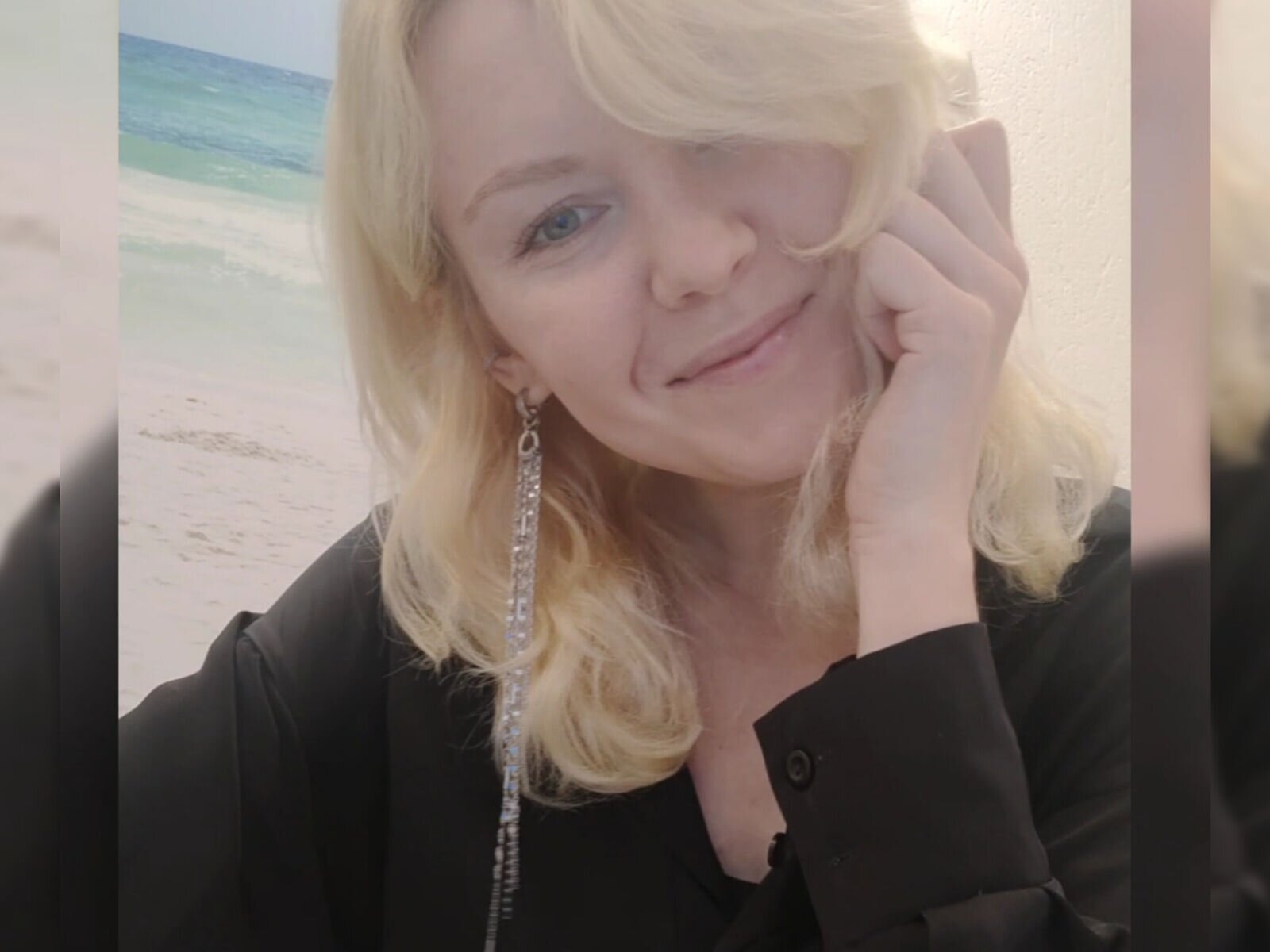 Free Live Sex Chat With VelourVanda