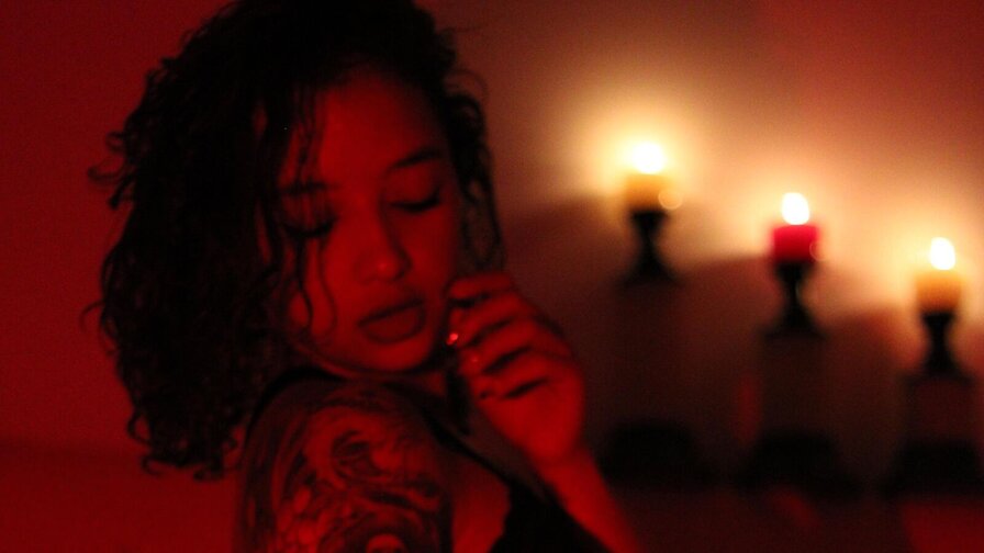 Free Live Sex Chat With VickyBelle