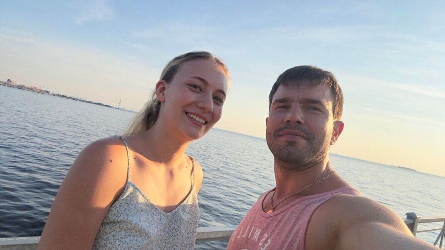 Free Live Sex Chat With ViktorJuli